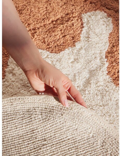 Covor pentru copii portocaliu/crem lavabil/țesut manual din bumbac 140x200 cm Snuggle Doro – Hanse Home
