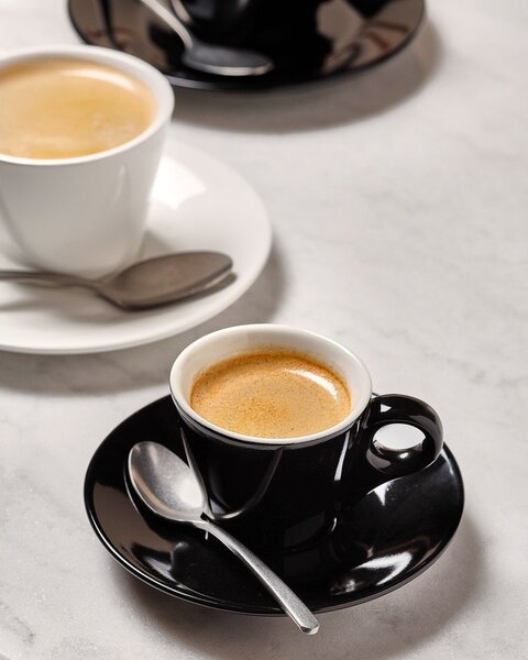 Ceașcă neagră pentru espresso din porțelan 80 ml Barista – BonBistro