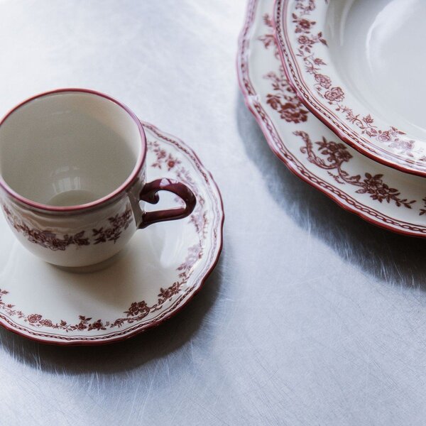 Ceașcă burgundy/fildeș din porțelan 215 ml Cyril – S|P Collection