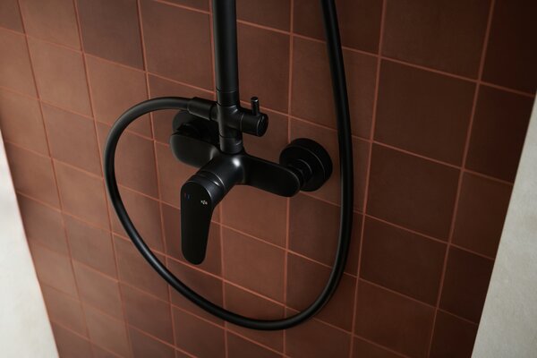 KFA Armatura Otava set de duș perete cu duș de ploaie negru 5556-910-81