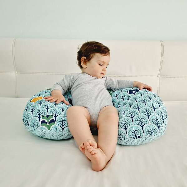 Perna pentru alaptare multifunctionala 3 in 1 Kidizi Celia Animals Mint, poate fi utilizat ca si suport tummy time si fotoliu bebe