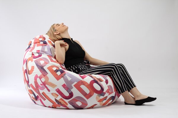 Fotoliu Nirvana Gigant, Material Textil - Scarlet Letters