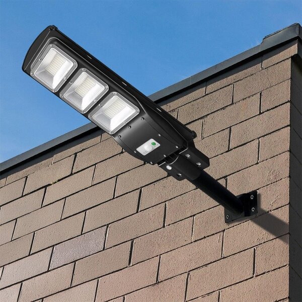Lampă LED stradală solară dimabilă LED/12W/3,2V 6000K IP65 10000 mAh + telecomandă