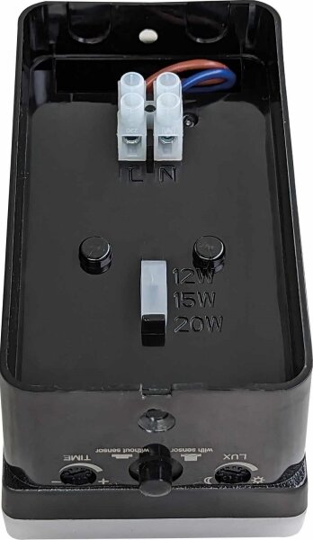 Aplică de perete LED pentru exterior cu senzor de mișcare și senzor crepuscular, 20W, 230V, IP65