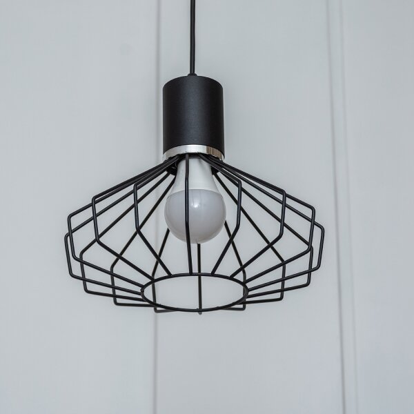 Lampă suspendată pe cablu SOLANO 1xE27/15W/230V negru/crom lucios