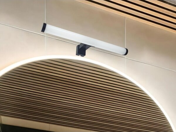 Aplica LED pentru oglindă de baie, 8W, 230V, 30 cm, IP44, neagră