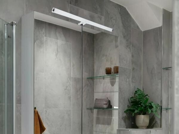 Iluminare LED pentru oglindă de baie, 12 W, 230 V, 59,5 cm, IP44, crom lucios