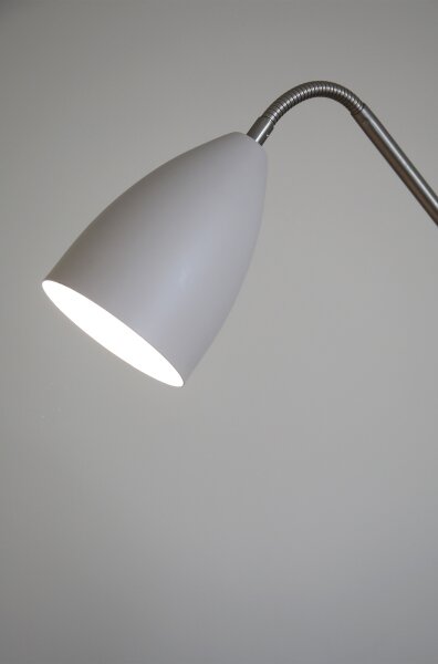 Markslöjd 108887 - Lampadar LED dimabil PATRO LED/4,9W/230V bej