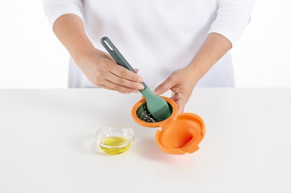 Forme pentru ouă poșate 2 buc. din silicon Pouched egg cooker – Lékué