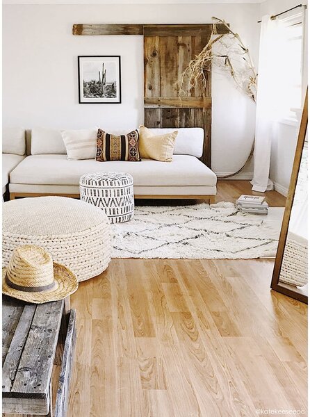 Covor crem lavabil/țesut manual din lână 140x200 cm Berber Soul – Lorena Canals