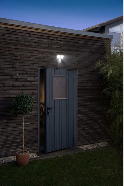 Aplică LED de exterior cu senzor SPOT 2xLED/8W/230V IP55 Ledvance