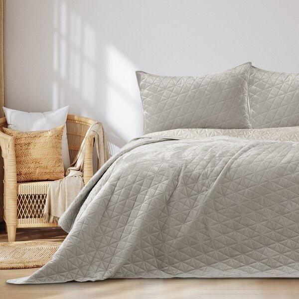 Cuvertură grej matlasată din catifea 170x210 cm Laila – Restilo