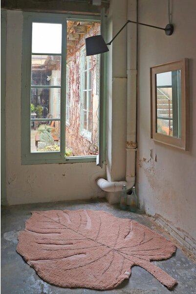 Covor pentru copii roz lavabil/țesut manual din bumbac 120x180 cm Monstera Vintage Nude – Lorena Canals