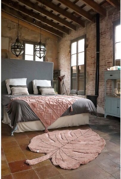 Covor pentru copii roz lavabil/țesut manual din bumbac 120x180 cm Monstera Vintage Nude – Lorena Canals