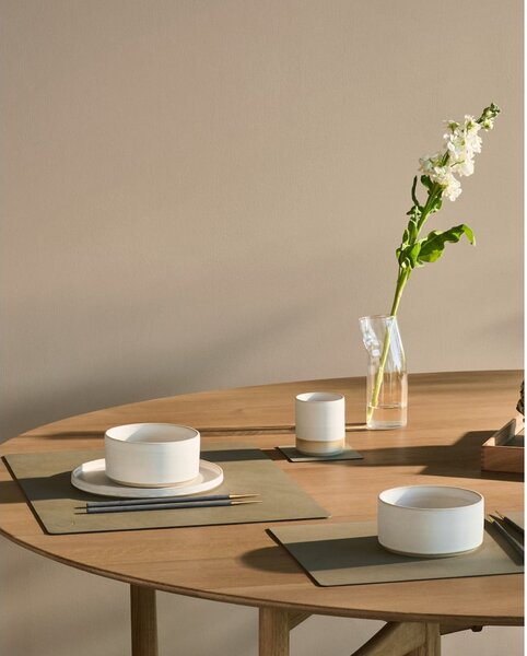 Suport pentru farfurii din piele ecologică 35x45 cm Square L Nupo – LIND DNA