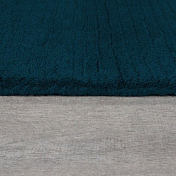 Covor albastru închis țesut manual din lână 160x230 cm Textured Wool Border – Flair Rugs