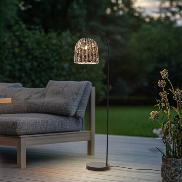 Lindby Lampă de exterior Taryn, maro, plastic, IP44 172 cm, Lemn, Plastic, Casă de țară / Rustic