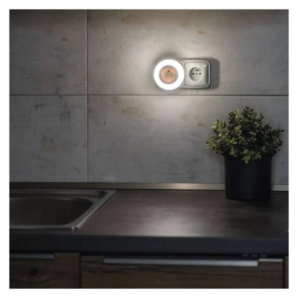 Lampă de veghe LED cu senzor și priză LED/0,3W/230V