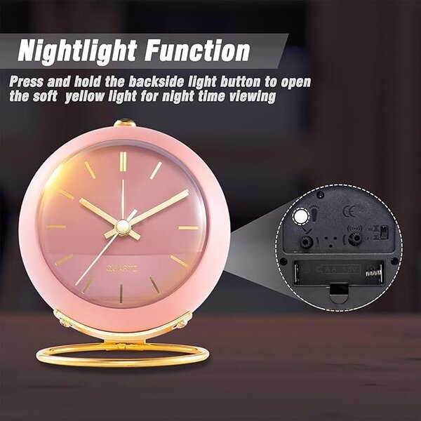 Ceas desteptator Luxury analogic , design clasic din metal, functie silentioasa cu iluminare de noapte, Rose/Auriu