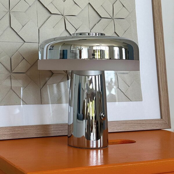 Lampă de masă Dyberg Larsen, Porter, reglabil, Metalic, Camera de zi, Metal, Scandinavă