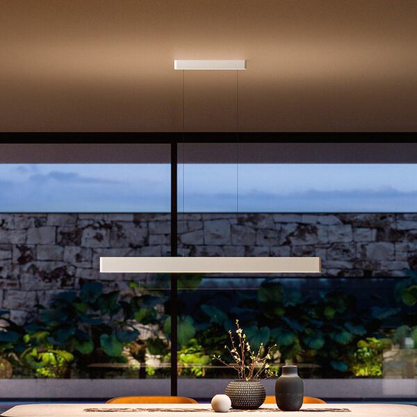 Linea Light Lampă suspendată LED Satori, lungime 114,4 cm, alb, 2.700 K, aluminiu, reglabil, Alb, Camera de zi / sufragerie, Aluminiu