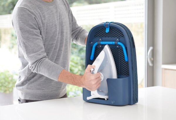 Masă de călcat Joseph Joseph Pocket Plus, albastru