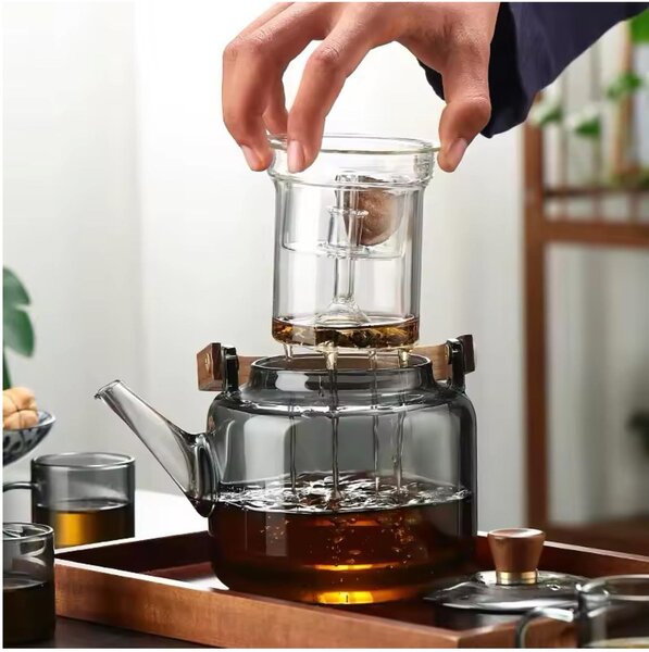 Ceainic 1000 ml din sticla borosilicata su infuzor si maner lemn, Fumuriu