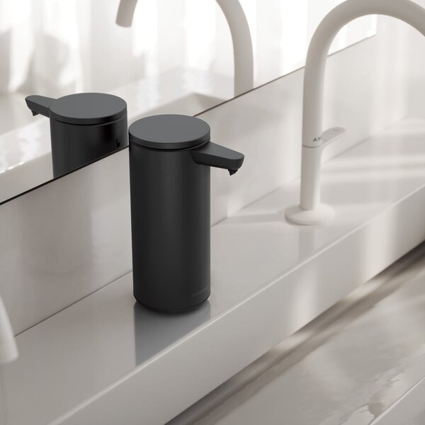 Dozator de săpun lichid negru automat din oțel 266 ml – simplehuman