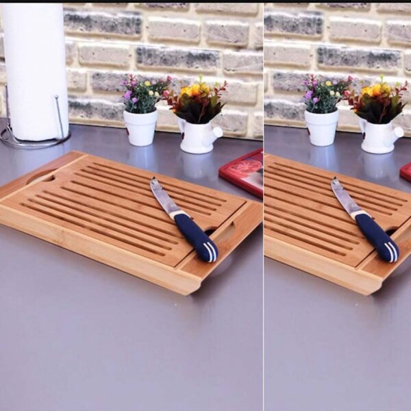 Tocator Pufo Bread Bamboo Board din bambus pentru paine cu tavita, 37 x 22 cm- design practic si elegant pentru bucatarie