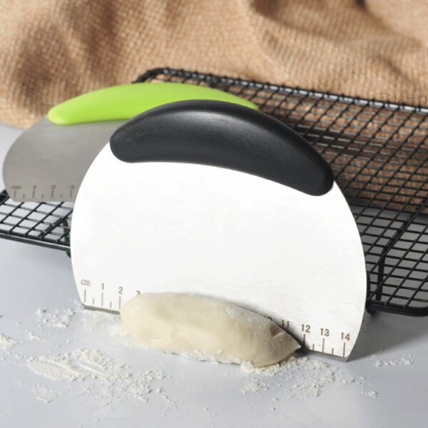 Racleta Pufo Cake pentru taiere aluat, decorare glazura, crema la torturi, metalica, 16 cm