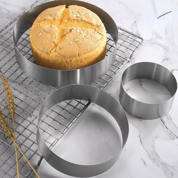 Set 3 forme metalice Pufo Cake pentru blat de tort, prajituri, argintiu- rezistente si usor de utilizat