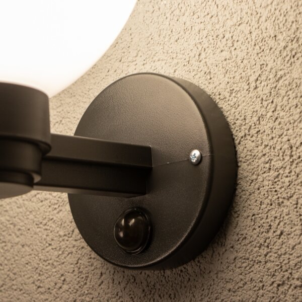 Brilagi - Aplica de perete pentru exterior cu senzor HARBOR 1xE27/40W/230V IP33 negru/alb