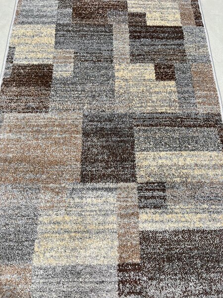 Covor Daffi 13133-190, Marime 200 x 300 cm, Maro, Inaltime Fir 6 mm, Antialergic, Polipropilena, Living, Dormitor, Sufragerie, Birou 200 x 300