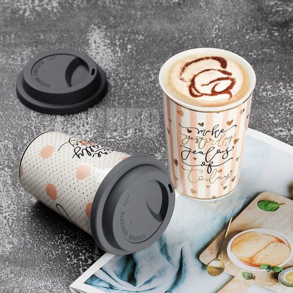 Cana ceramica de voiaj Pufo pentru cafea cu capac din silicon, 415 ml, model Make jealous