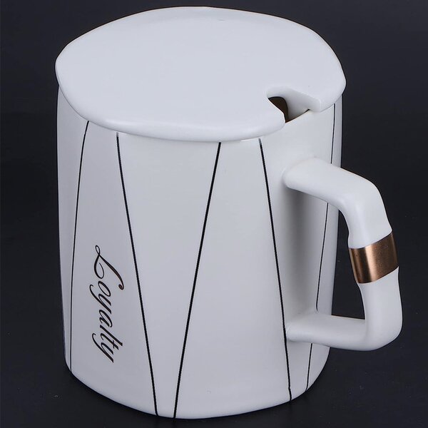 Cana cu capac din ceramica si lingurita Pufo Loyalty pentru cafea sau ceai, 320 ml, alb