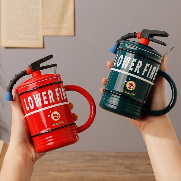 Cana cu capac din ceramica si lingurita Pufo Stop Fire pentru cafea sau ceai, 400 ml, verde