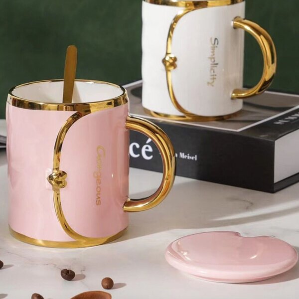Cana din ceramica Pufo Fashion Time pentru cafea sau ceai, 350 ml, roz- stil modern si eleganta zilnica