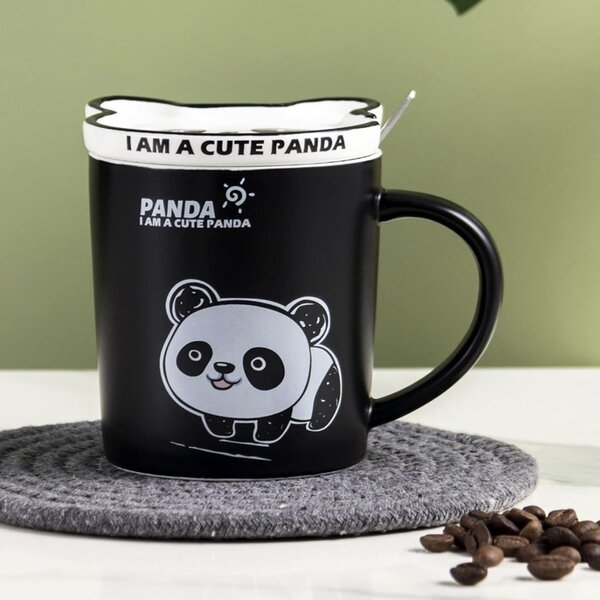 Cana cu capac din ceramica si lingurita Pufo Baby Panda pentru cafea sau ceai, 300 ml- adorabila si practica