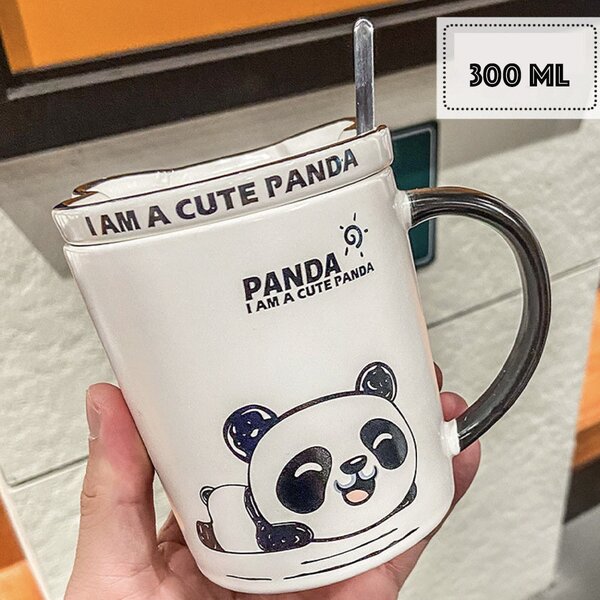Cana cu capac din ceramica si lingurita Pufo Little Panda pentru cafea sau ceai, 300 ml- adorabila si practica