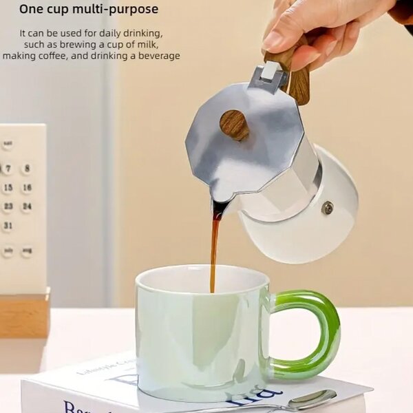 Cana ceramica Pufo Glossy pentru ceai, cafea, 250 ml, verde