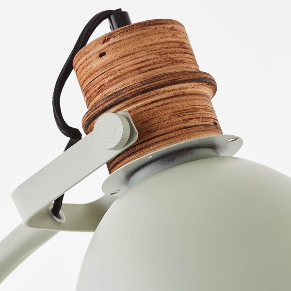 Brilliant Lampă de podea Erena, cu cap pivotant, verde deschis, Verde, Camera de zi / sufragerie, Metal, Modern