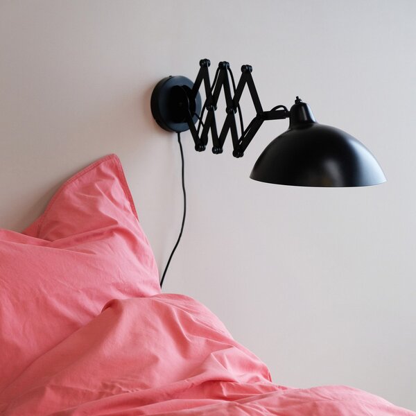 Lampă de perete Dyberg Larsen, Futura, Negru, Camera de zi, Metal, Design
