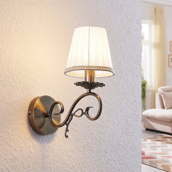 Lindby Aplică de perete Finnick, culoare alamă antică, 34 cm, E14, reglabil, Bronz / Alamă Veche, Camera de zi / sufragerie, Țesătură / Textil, Antichitate