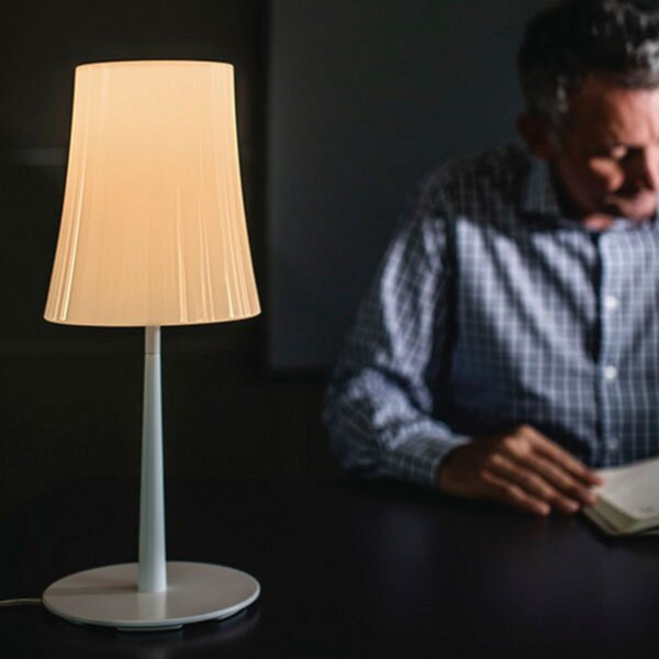 Foscarini Lampa de masă Birdie Easy albă, Alb, Camera de zi / sufragerie, Metal, Design