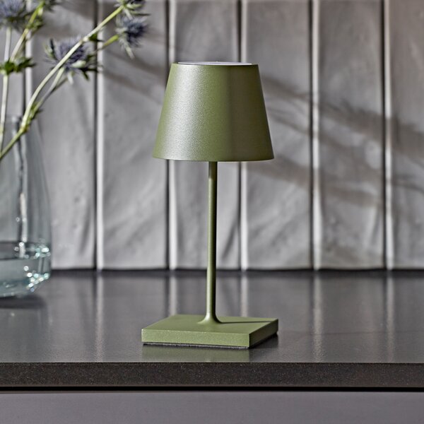 Sigor Nuindie mini LED lampă de masă reîncărcabilă, USB-C, verde brad, dimabil, reglabil, Verde, Camera de zi / sufragerie, Aluminiu, Modern