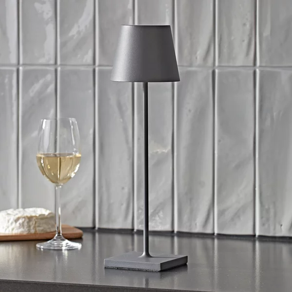Sigor Nuindie LED lampă de masă reîncărcabilă, USB-C, grafit, IP54, dimabil, reglabil, Gri, Camera de zi / sufragerie, Metal, Modern