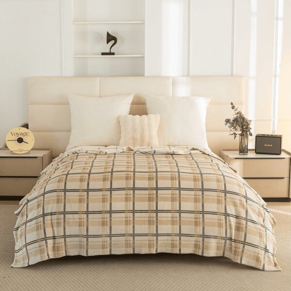 Patura PLAID microplus, crem Dimensiune: 150 x 200 cm