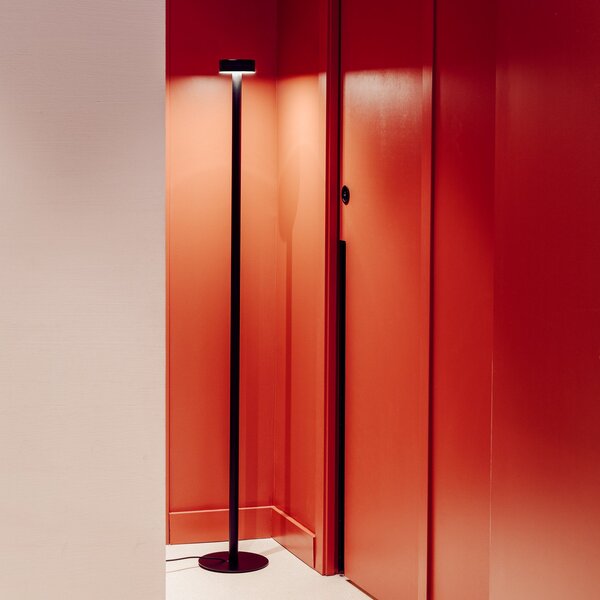 Milan Iluminación Peak Lane LED floor lamp negru 170 cm, Negru, Camera de zi / sufragerie, Metal, Design