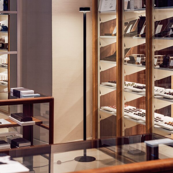 Milan Iluminación Peak Lane LED floor lamp negru 170 cm, Negru, Camera de zi / sufragerie, Metal, Design
