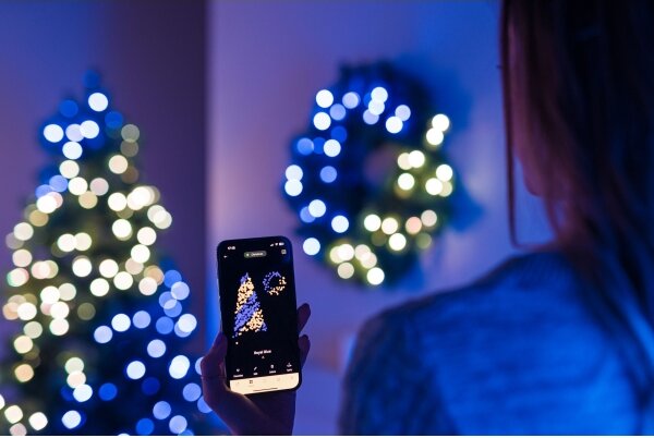 Twinkly TG70P4425P01 - Brad de Crăciun LED RGBW TREE, 435 LED-uri, 2,1 m, Wi-Fi
